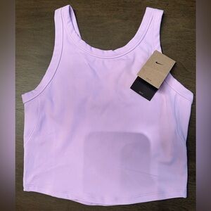 NWT Nike Light Purple Dri-FIT Top Woman’s size medium